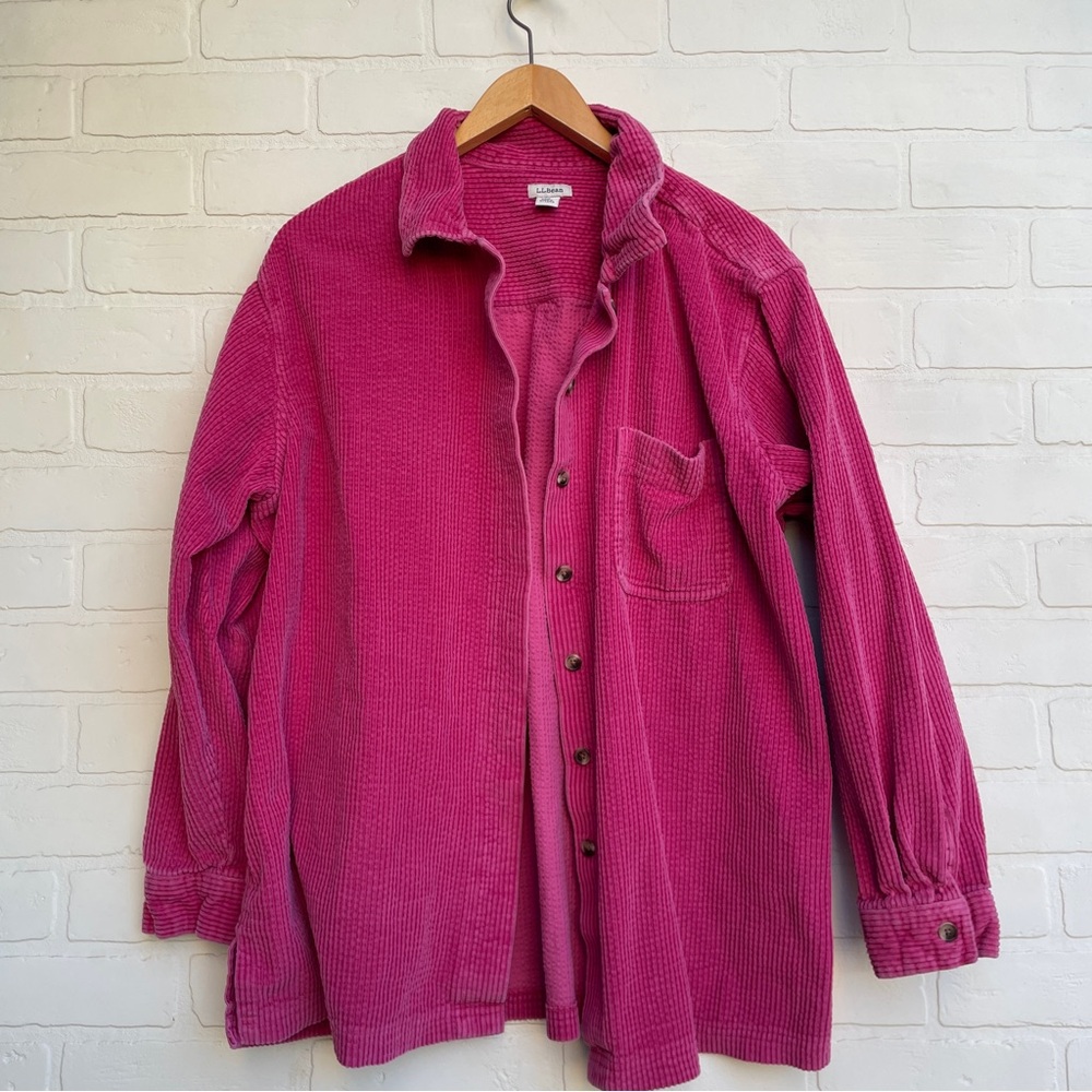 Vintage L. L. Bean Cotton Chunky Corduroy Button-Up Jacket in Fuchsia